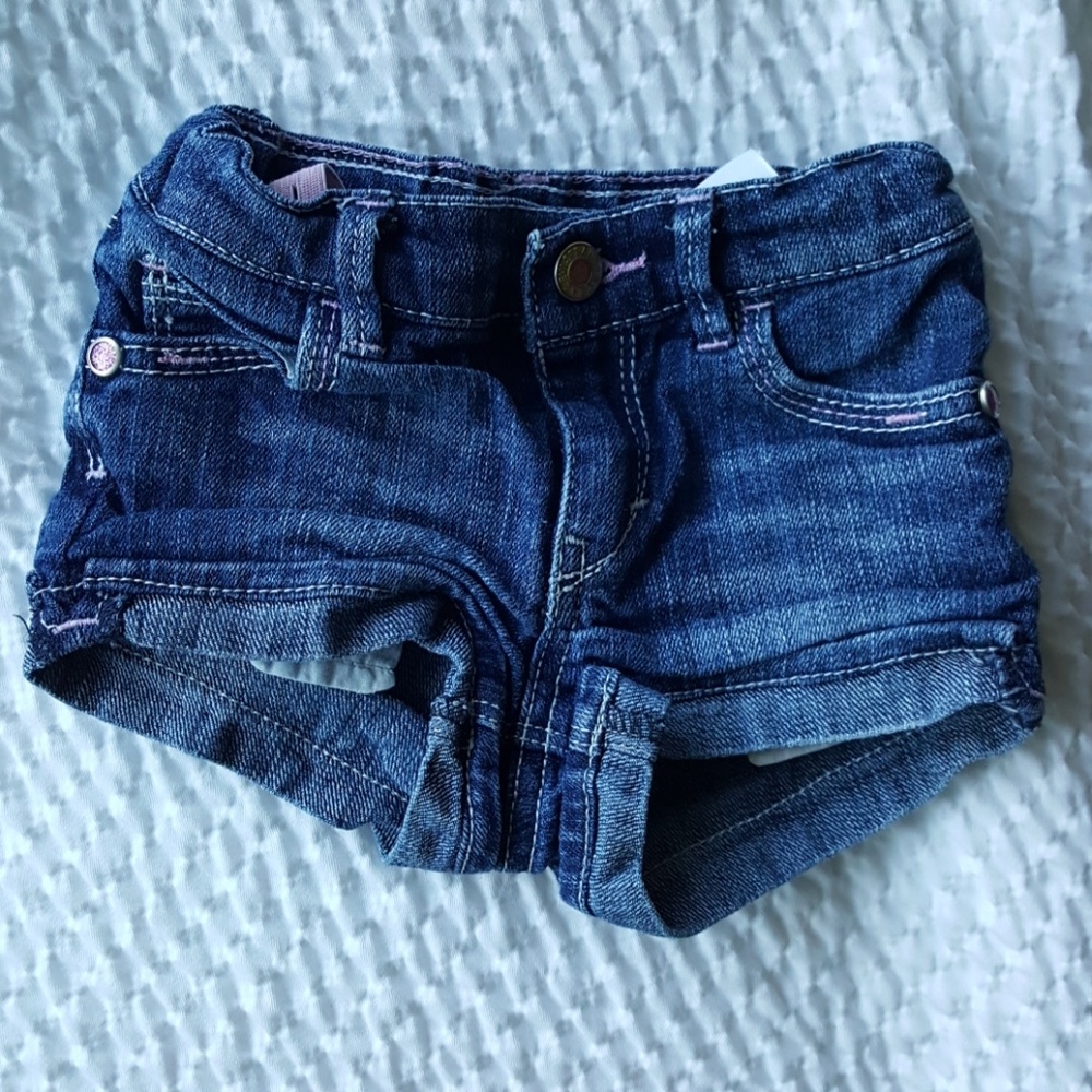 Levis Shorts Pink Trim